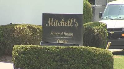 Orange County funeral home presented wrong body for viewing, family says