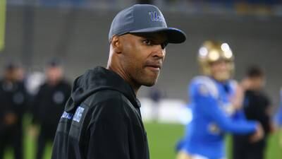 USC reportedly finalizing deal with UCLA defensive coordinator D'Anton Lynn in cross-rivalry move