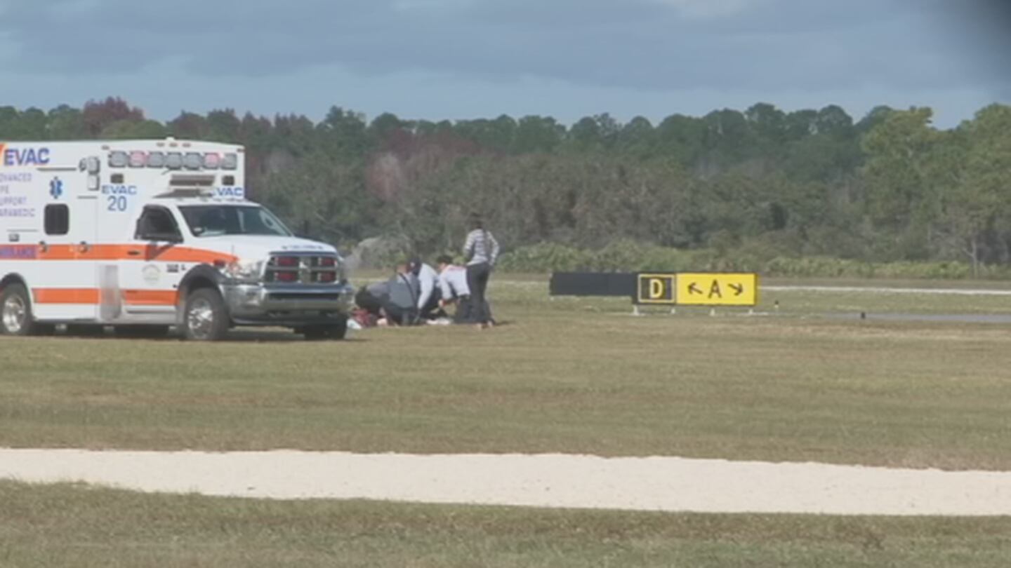 Man Hospitalized After Skydiving Accident In Deland Police Say Wdbo 