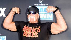 Hulk Hogan tweets about his desperate need for toilet paper