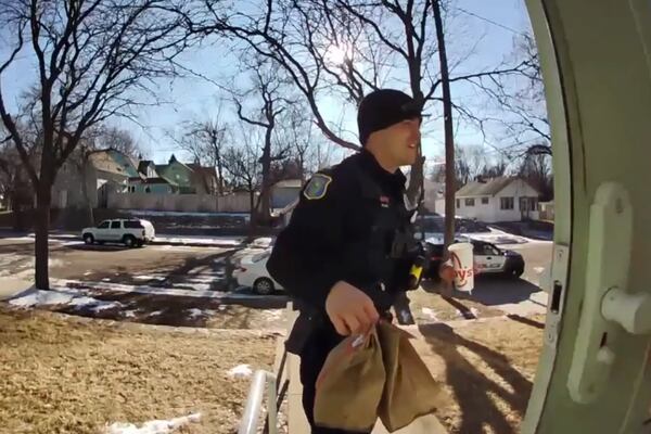 VIDEO: Good-natured cop finishes DoorDash Arby’s delivery after arresting driver