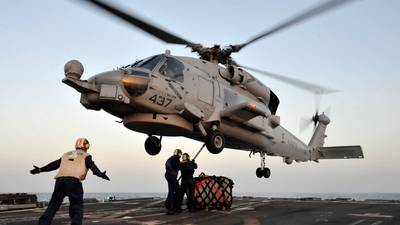 VIDEO: U.S. Navy helicopter crew rescues sick passenger from cruise ship in Pacific Ocean