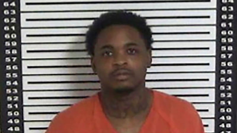 Sheriff hunting for the last of 3 inmates who escaped from a Louisiana jail