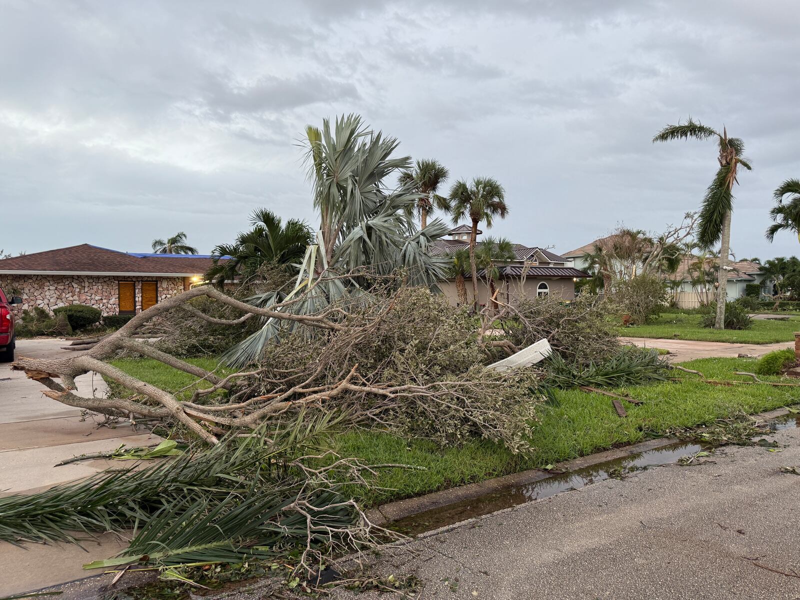 See the damage Hurricane Milton left behind in Cocoa Beach – WDBO