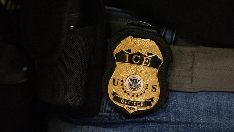 Immigration agents will launch an operation in Charlotte this weekend, sheriff says