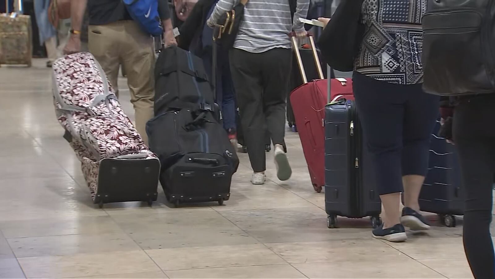 Flying out of Orlando? Crowds steady on heels of Southwest delays ...